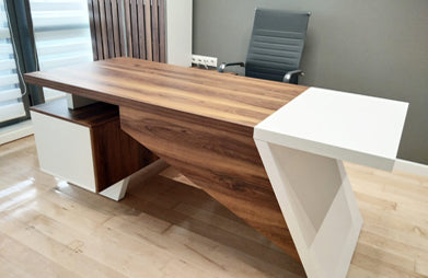 The Executive Edge Office Table